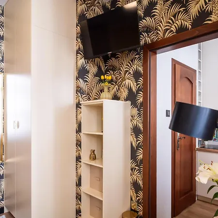 Golden 9 Elegant & Cozy Free Parking Apartmán Čenstochová
